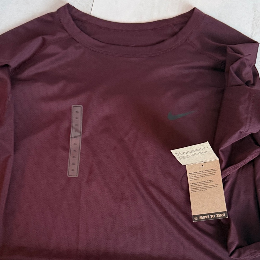 Nike maroon Training topTag